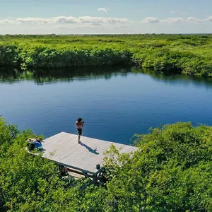 Hotel Cormoran & Cenote, Tulum Pueblo